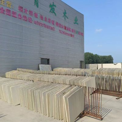 건물 건설 고체 목재 보드 길이 2000mm / 2440mm / 2500mm / 3050mm / 3660mm