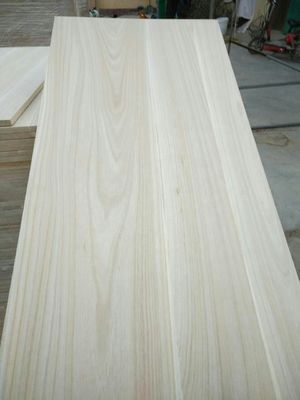 3mm-50mm 고형 나무 팝러 직선 패널, 수분 함량은 8%~12% 및 480~510kg/m3