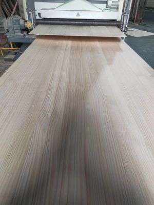 5mm 방사성 소나무 보드 얇은 고체 나무 보드 AB 등급 2440x1220mm 사용자 정의