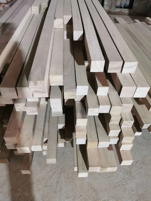 파울루니아 가구 길이 2000mm/2440mm/2500mm/3050mm/3660mm의 나무 스트립 가격