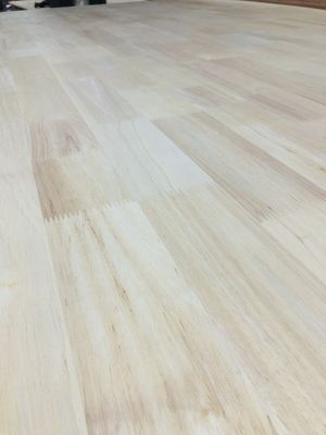 내무공업 1220*2440mm 환경 친화적 인 고무 목재 손가락 공동 이사회