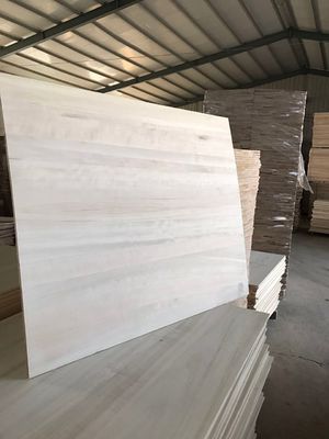 현대 디자인 2440X1220 파울루니아 단단한 나무 목재판 280-310kg/m3