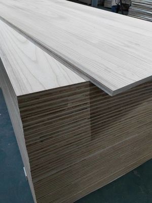 FSC 100% 인증 3mm-50mm 화이트 오크 패니어 패널 파울루니아 나무 코어 보드