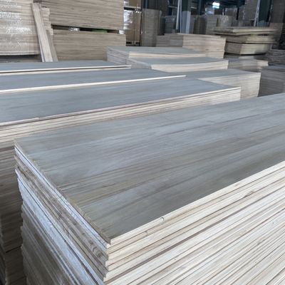 집에서 목재를 만드는 밀도 8mm 파울루니아 목판 밀도 280-300kg/cbm