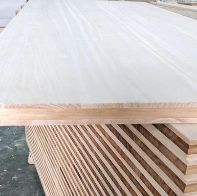 12mm 두께 고체 나무판 파울루니아 목재 패널 밀도 280-300kg/cbm