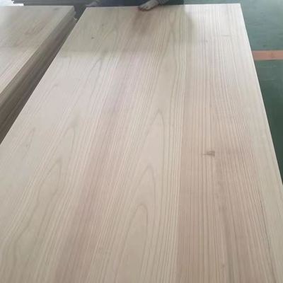 호주 프로젝트 솔루션 능력 280-320KGS/CBM 밀도를 가진 Kiri 목재 코어 보드