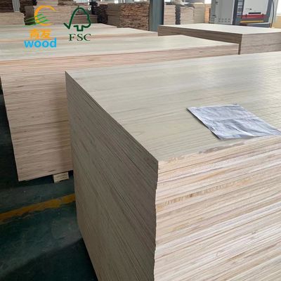 파울루아니아 토멘토사 나무 나무 자연 또는 백색 3mm-50mm 두께